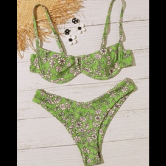 SHEIN Other - Shein floral V wired underwire high cut bikini